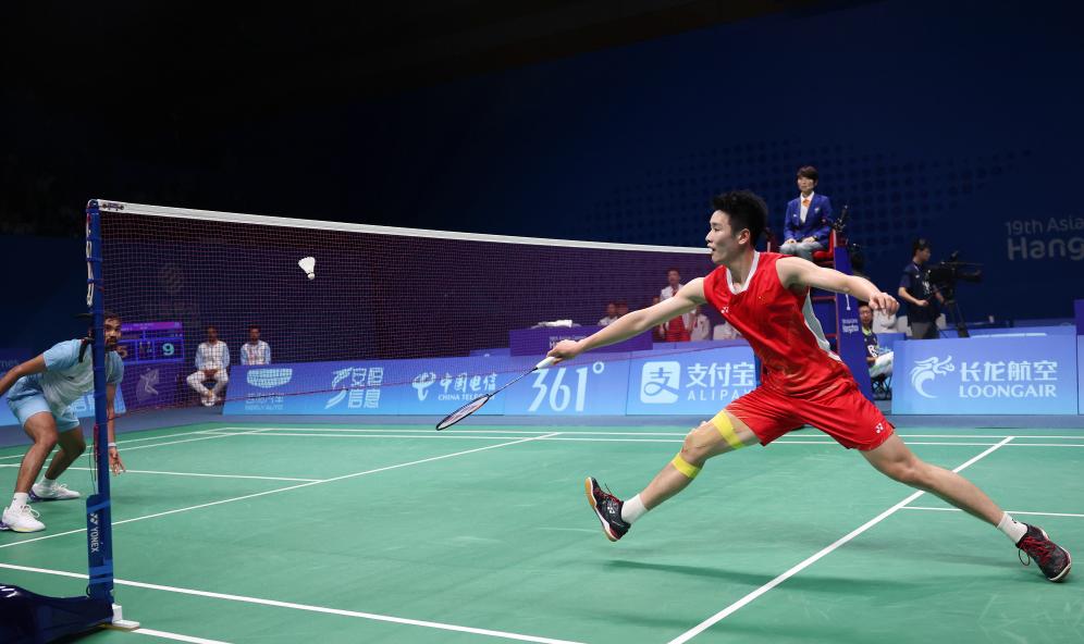 争中脱颖而 争中脱颖而